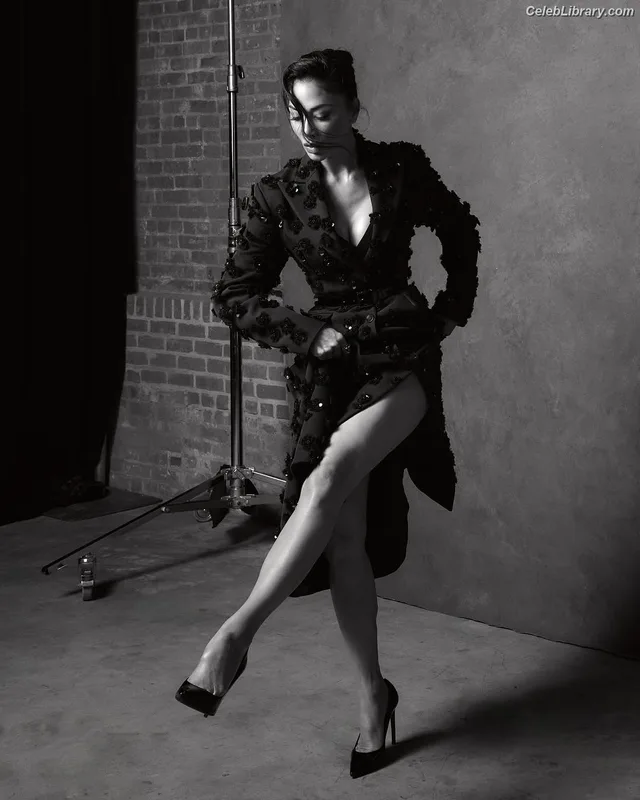Nicole Scherzinger photo 17 of 1187