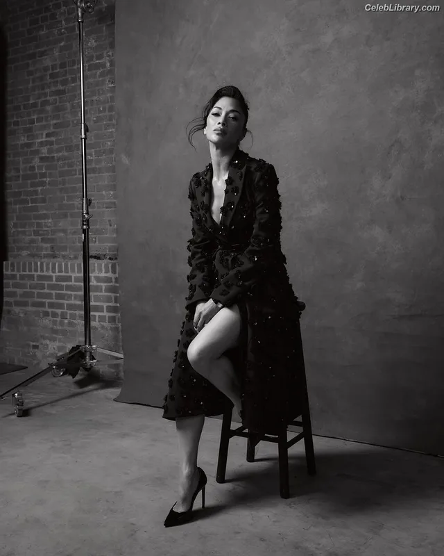 Nicole Scherzinger photo 18 of 1187