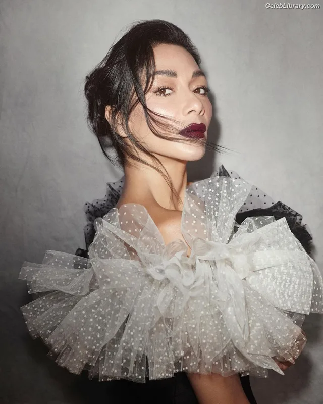 Nicole Scherzinger photo 5 of 1187