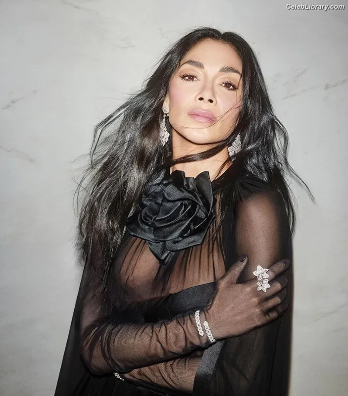 Nicole Scherzinger photo 7 of 1187