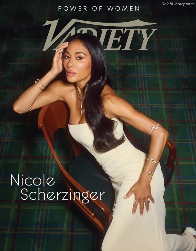 Nicole Scherzinger photo 12 of 1187