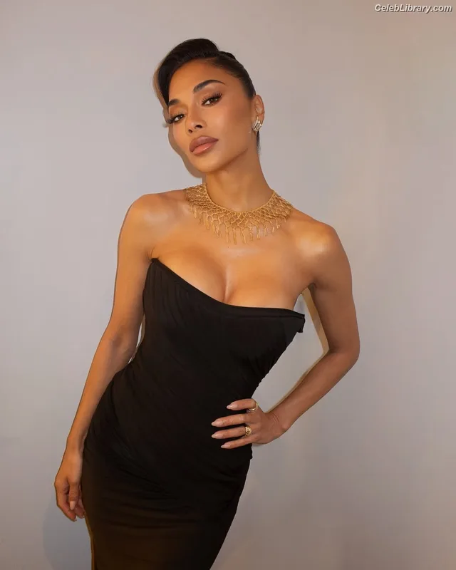 Nicole Scherzinger photo 23 of 1187
