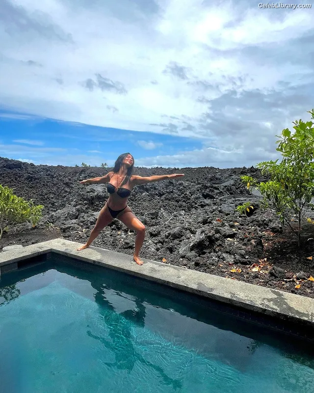 Nicole Scherzinger photo 6 of 1187