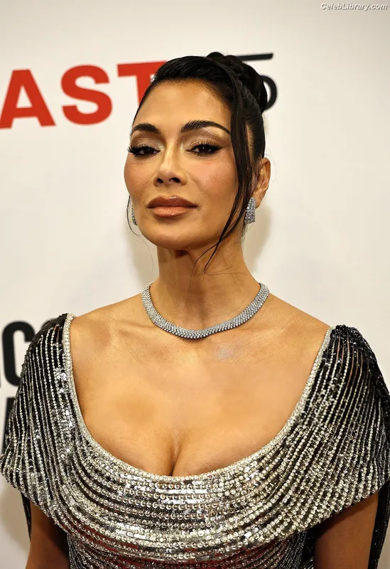 Nicole Scherzinger photo 5 of 1187