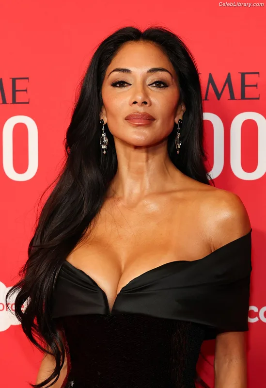 Nicole Scherzinger photo 3 of 1187