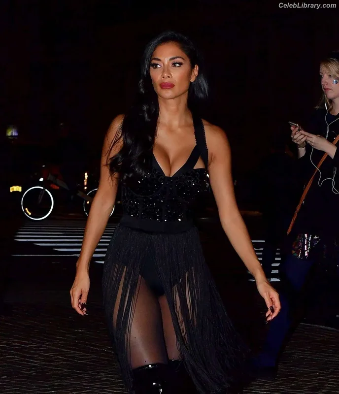 Nicole Scherzinger photo 8 of 1187