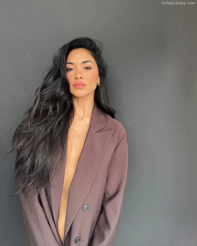 Nicole Scherzinger photo 7 of 1187