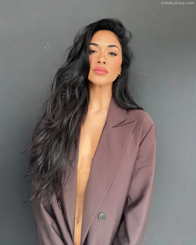 Nicole Scherzinger photo 11 of 1187