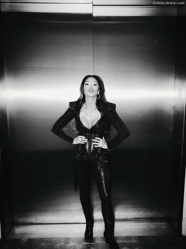 Nicole Scherzinger photo 8 of 1187