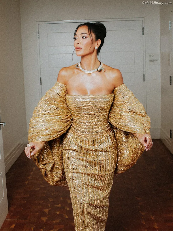 Nicole Scherzinger photo 12 of 1187