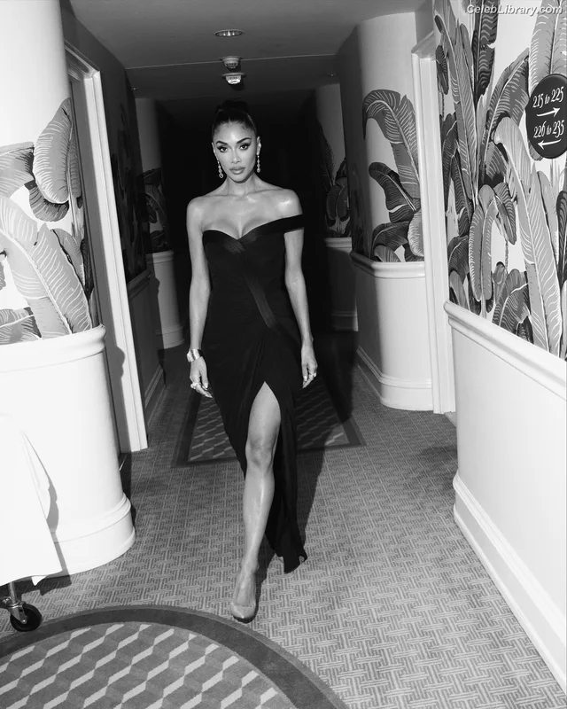 Nicole Scherzinger photo 7 of 1187