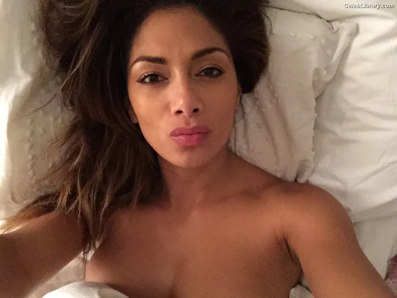 Nicole Scherzinger photo 16 of 1187