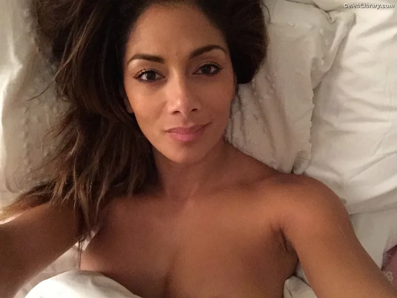 Nicole Scherzinger photo 17 of 1187