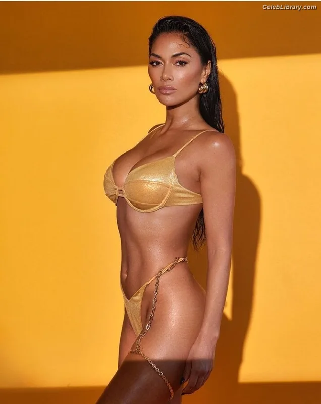Nicole Scherzinger photo 5 of 1187