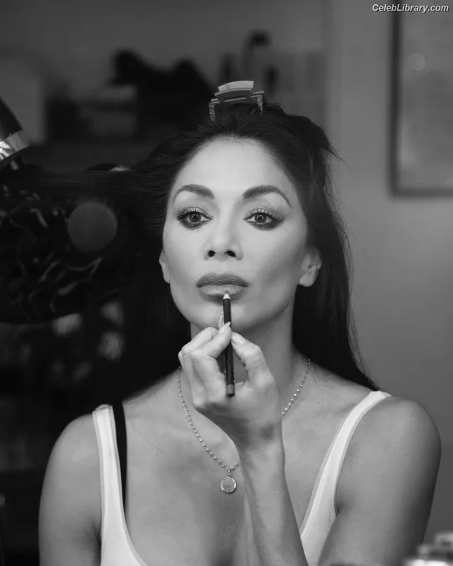 Nicole Scherzinger photo 2 of 1187
