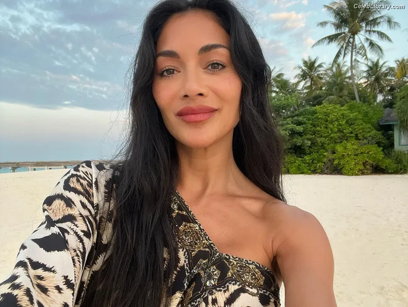 Nicole Scherzinger photo 16 of 1187