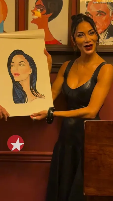 Nicole Scherzinger photo 2 of 1187
