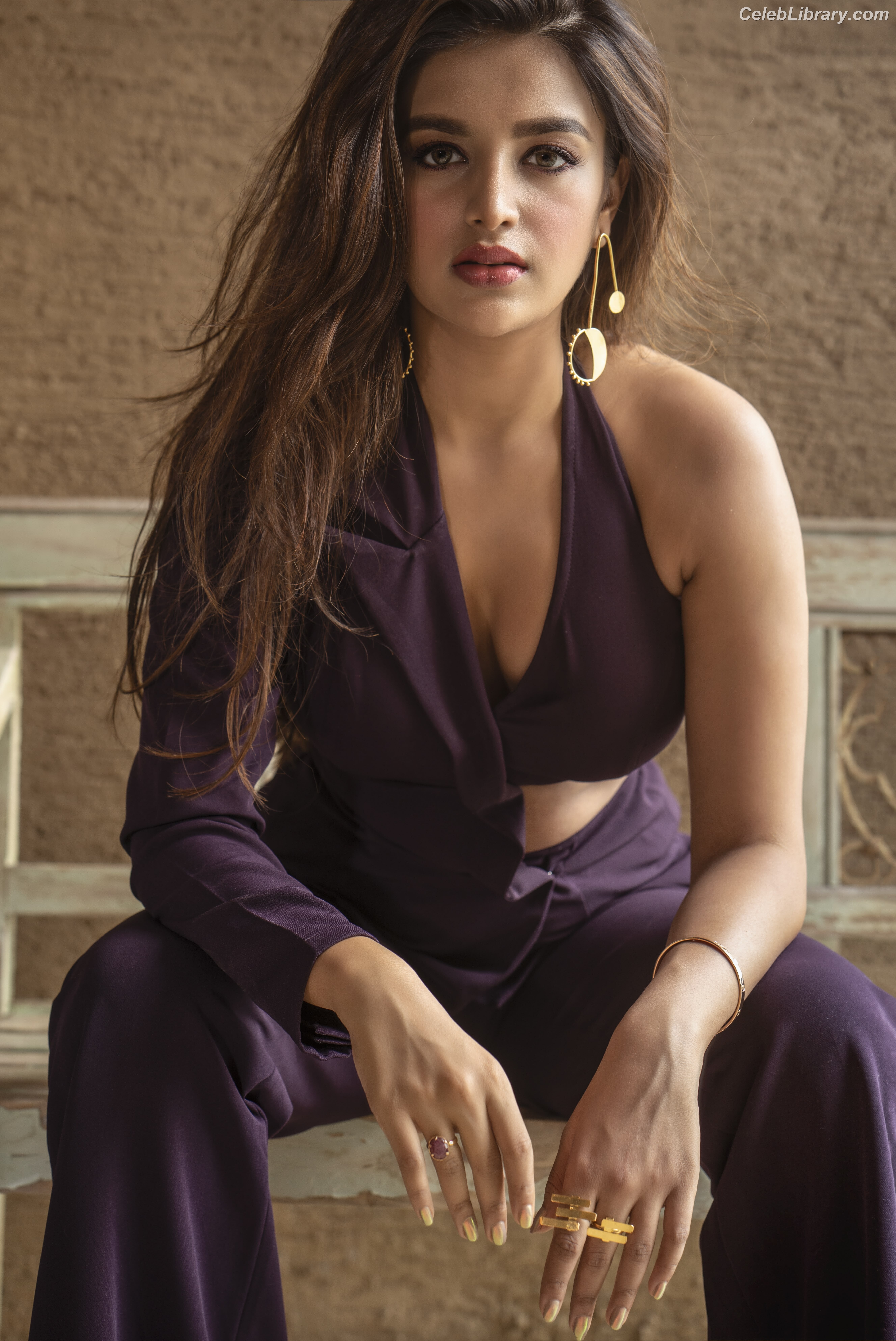 Nidhhi Agerwal photo 5 of 100