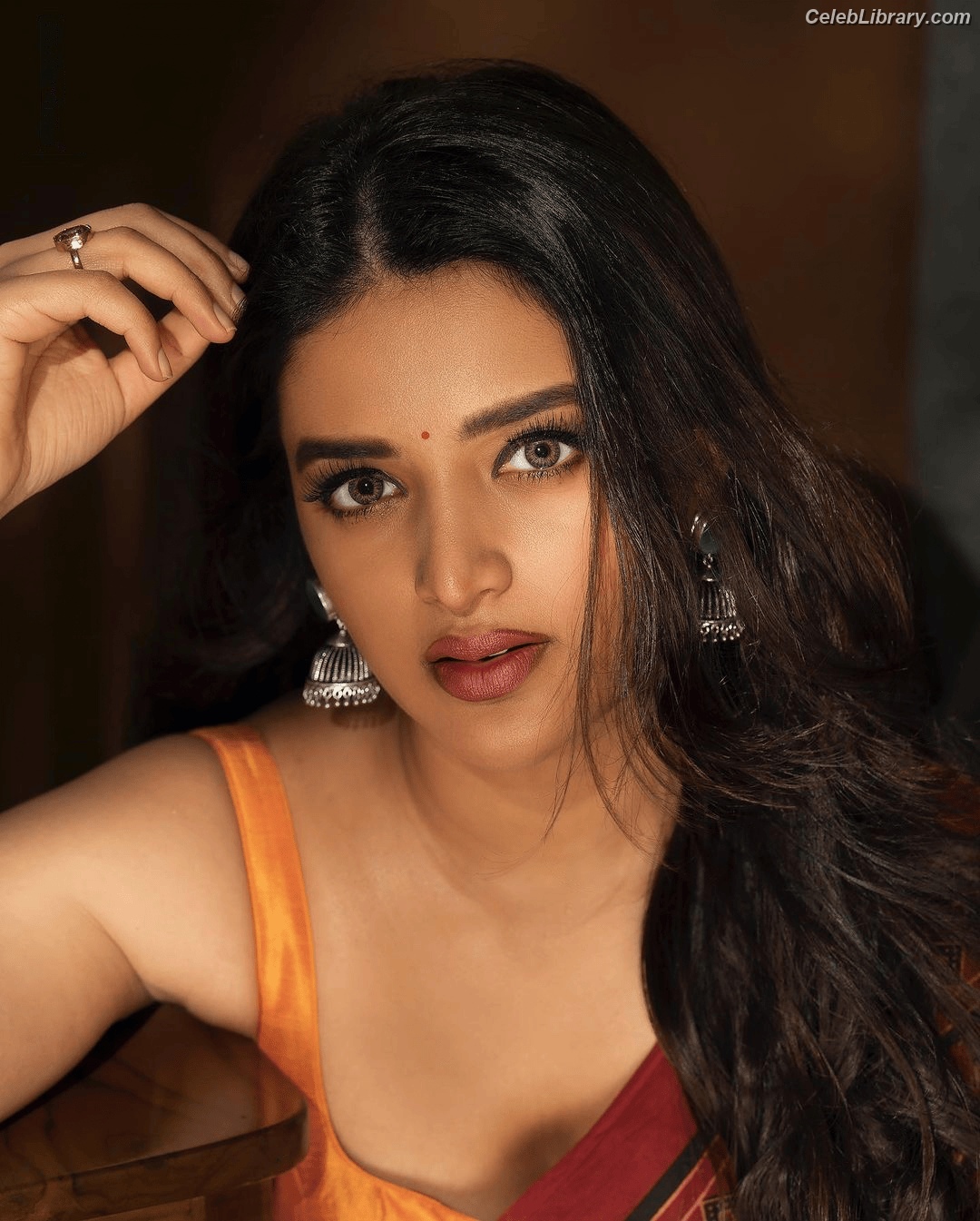 Nidhhi Agerwal photo 4 of 100