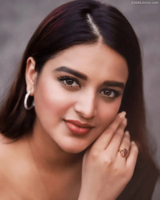 Nidhhi Agerwal photo 24 of 100