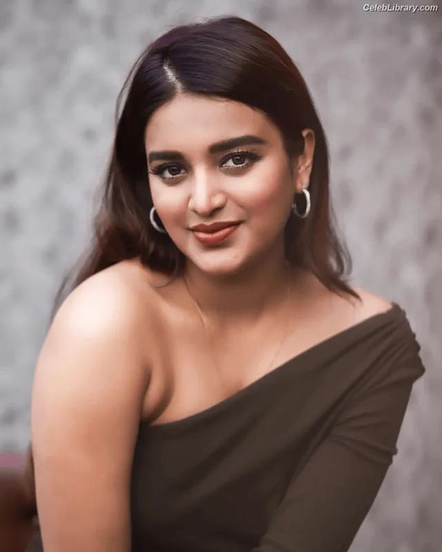 Nidhhi Agerwal photo 2 of 100