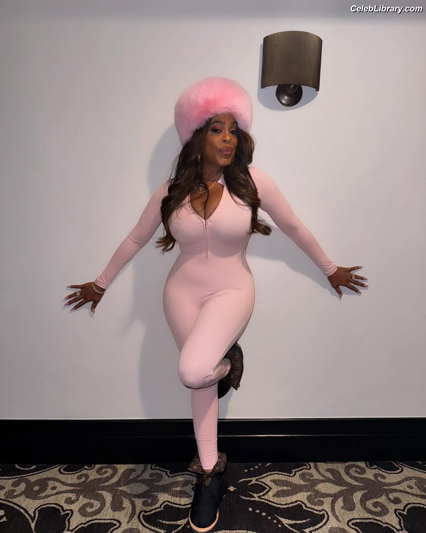 Niecy Nash photo 24 of 153