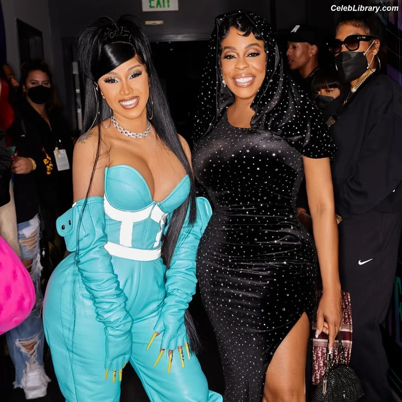 Niecy Nash photo 1 of 153