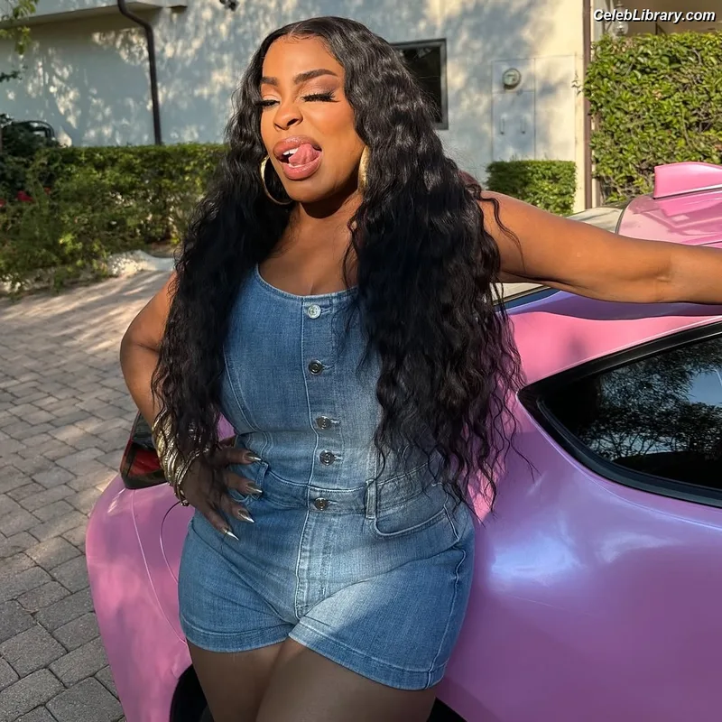 Niecy Nash photo 13 of 153
