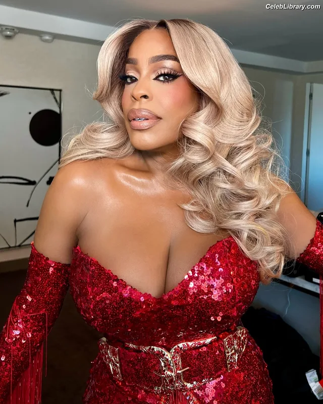 Niecy Nash photo 16 of 153