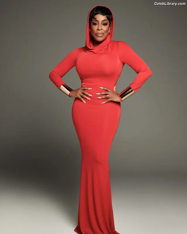 Niecy Nash photo 11 of 153