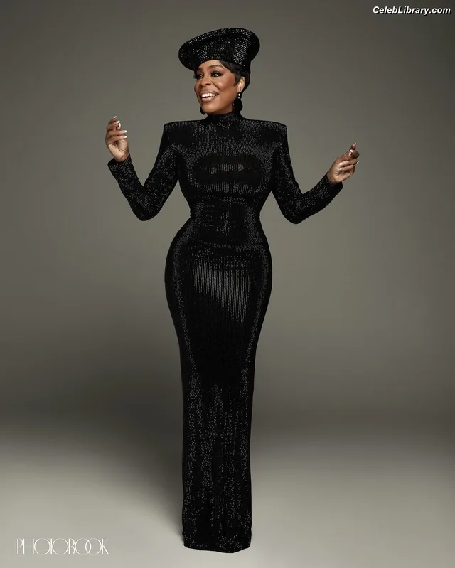 Niecy Nash photo 17 of 153