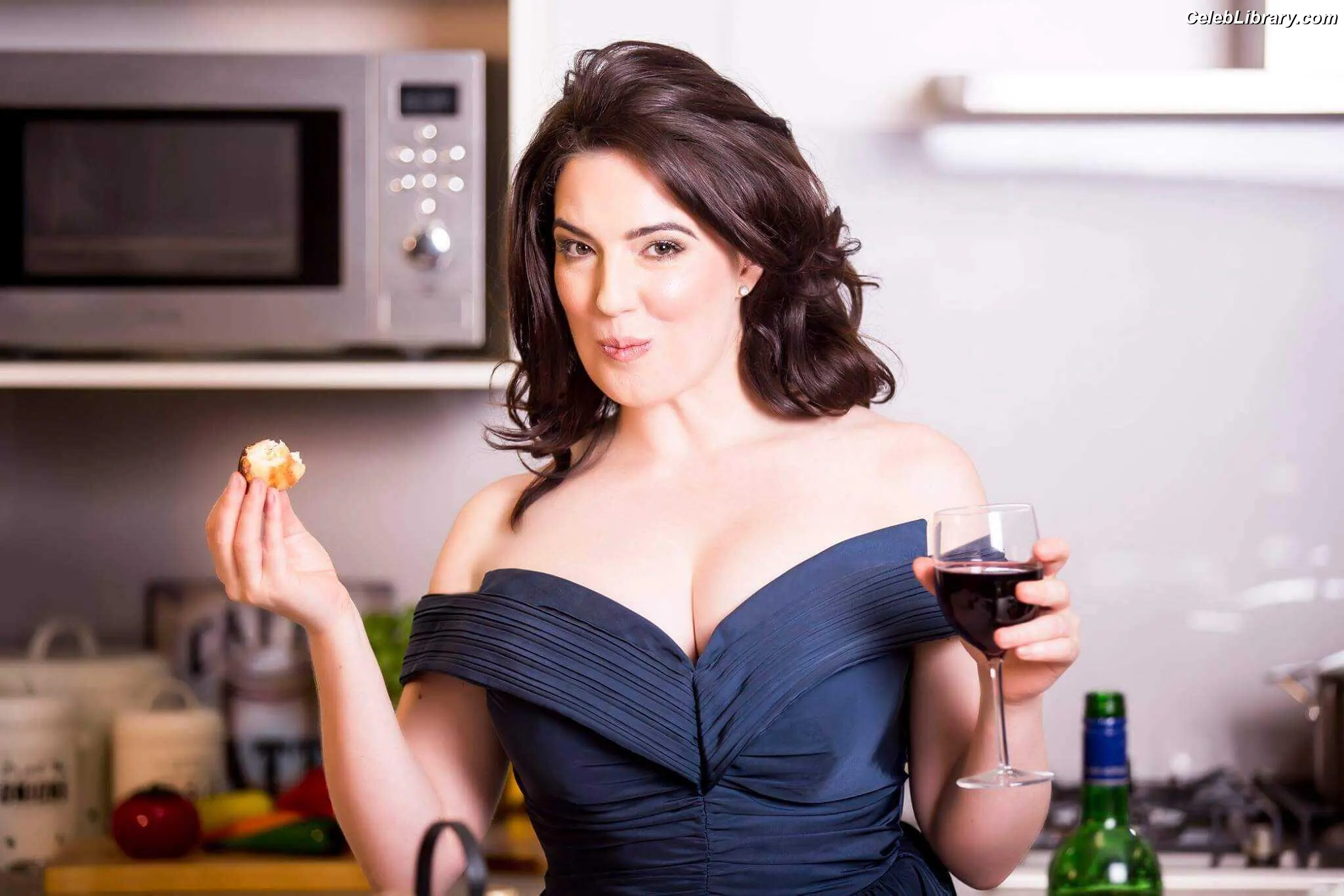 Nigella Lawson photo 16 of 354