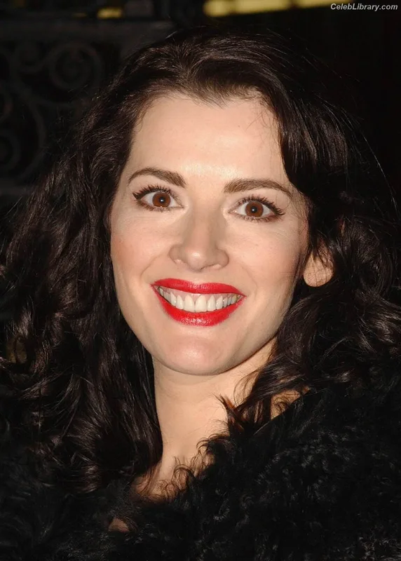 Nigella Lawson photo 7 of 355