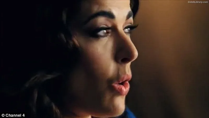Nigella Lawson photo 13 of 355