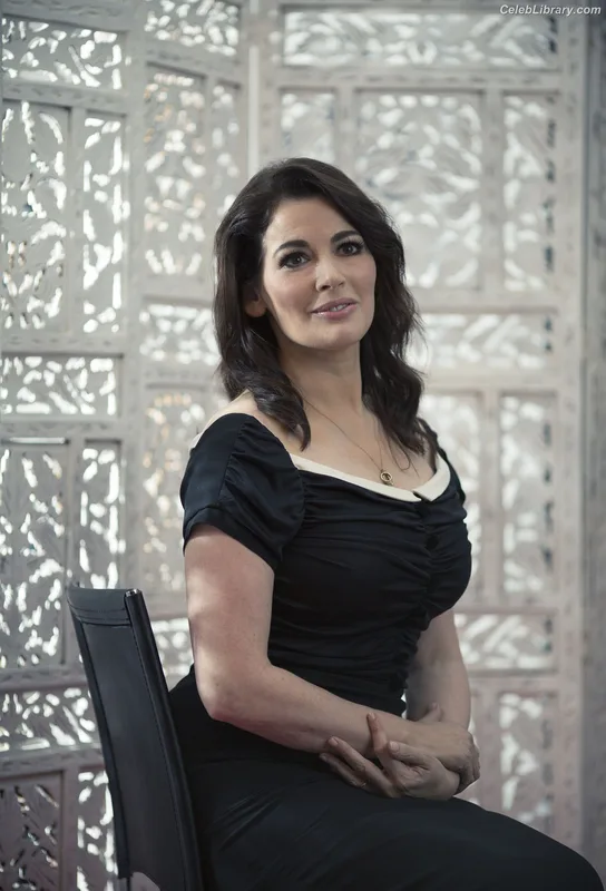 Nigella Lawson photo 10 of 355