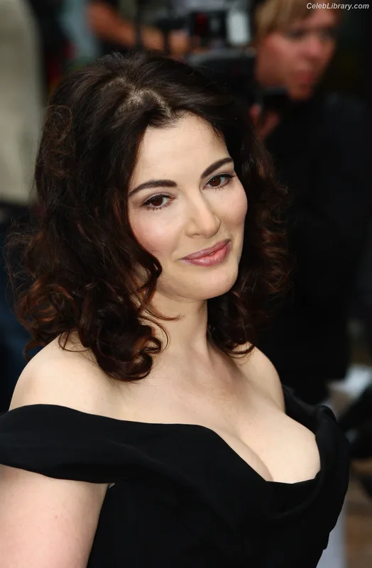Nigella Lawson photo 2 of 355