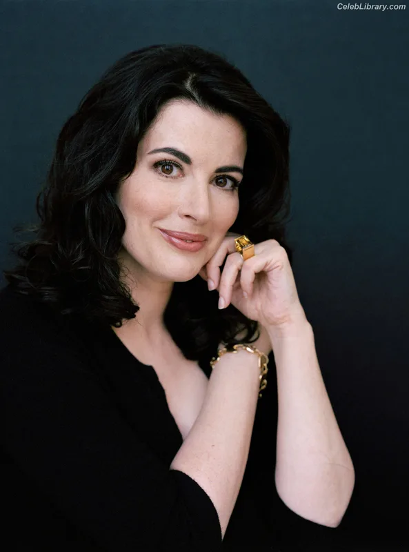 Nigella Lawson photo 9 of 355