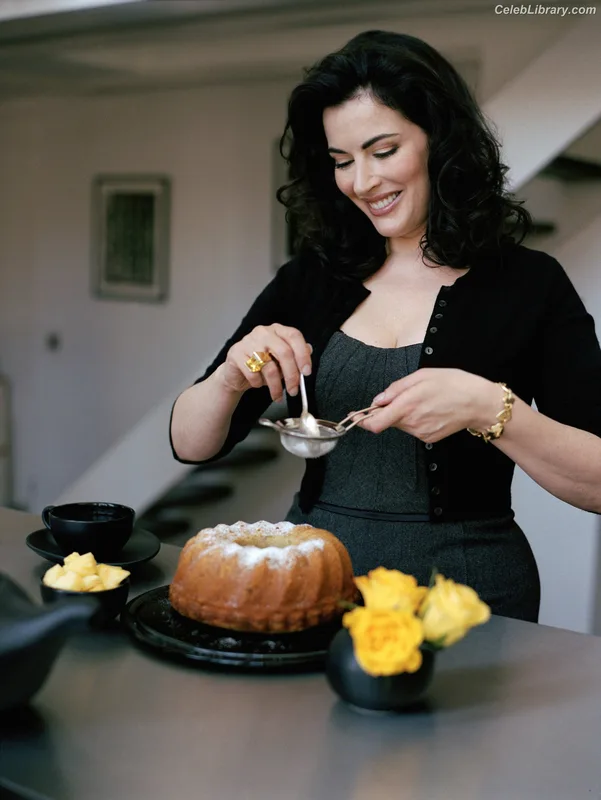 Nigella Lawson photo 18 of 355