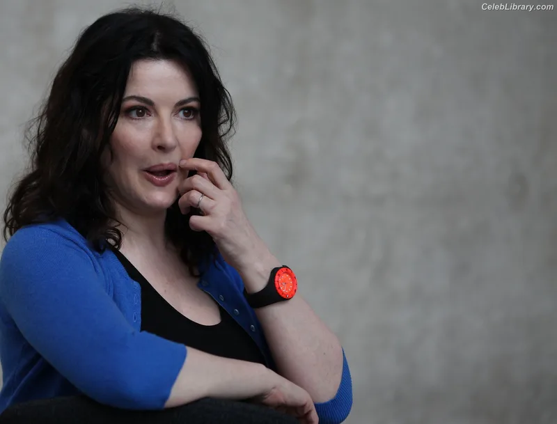 Nigella Lawson photo 3 of 355