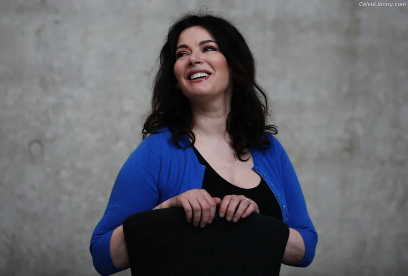 Nigella Lawson photo 4 of 355