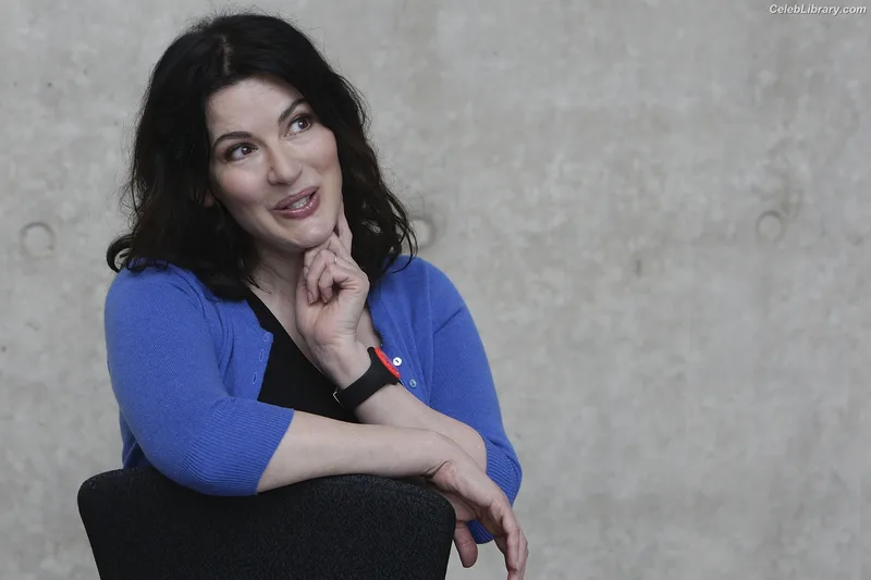Nigella Lawson photo 7 of 355