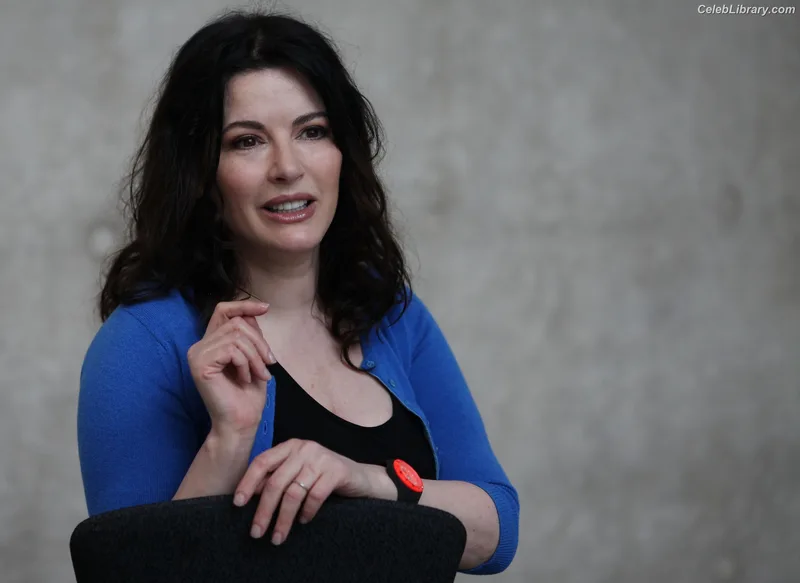 Nigella Lawson photo 8 of 355