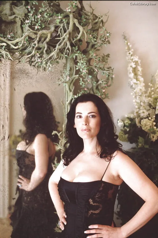 Nigella Lawson photo 5 of 355