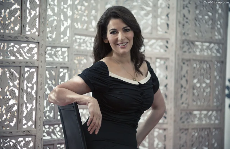 Nigella Lawson photo 1 of 355