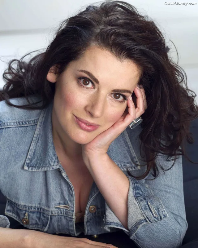 Nigella Lawson photo 5 of 355