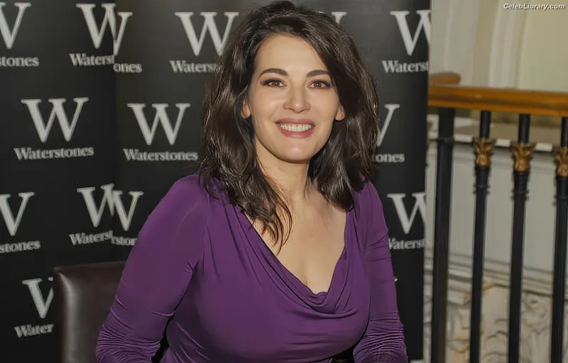 Nigella Lawson photo 21 of 355