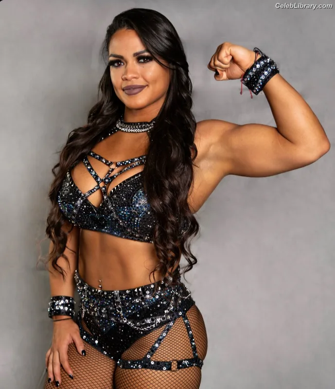 Nikki Blackheart photo 9 of 177