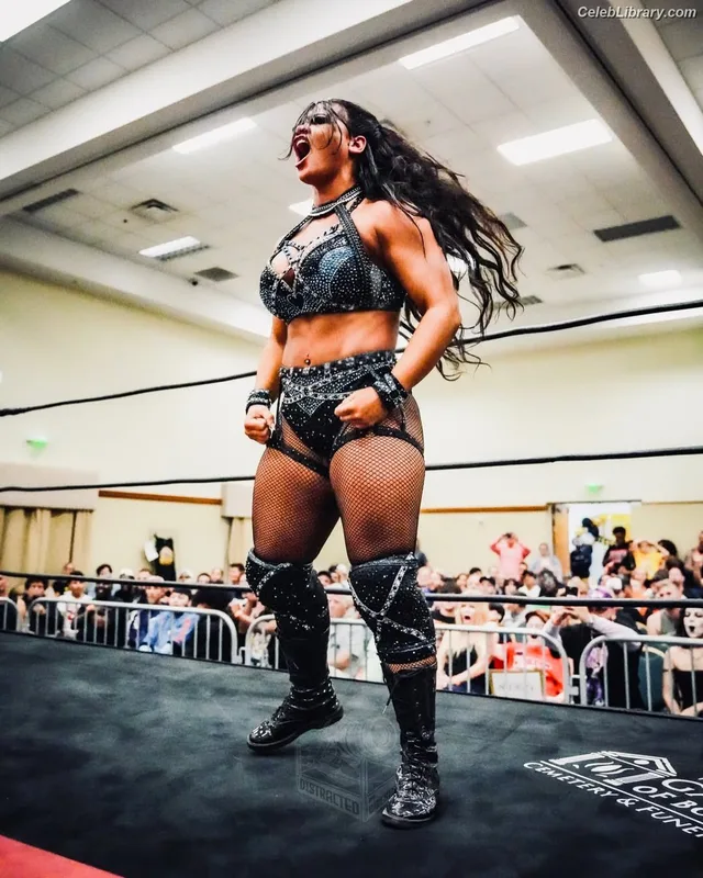 Nikki Blackheart photo 21 of 177
