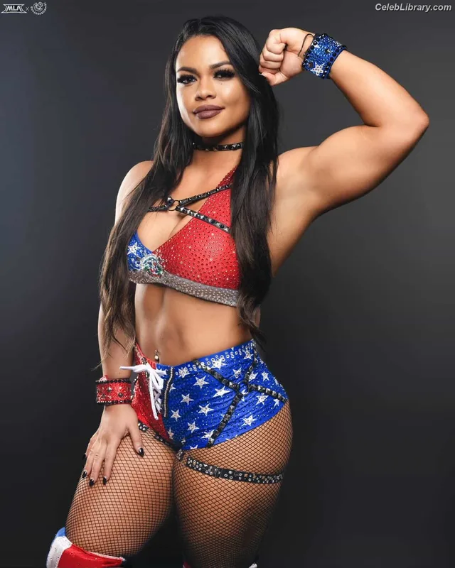 Nikki Blackheart photo 22 of 177