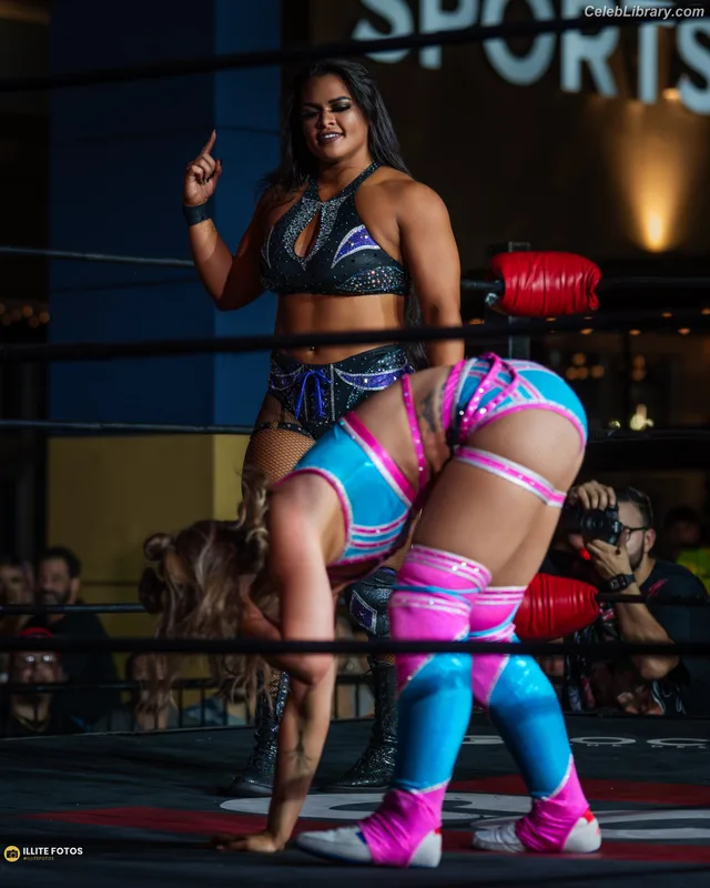 Nikki Blackheart photo 7 of 177